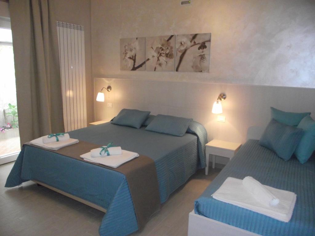 Mediterranea Sea House Montesilvano Marina Zimmer foto